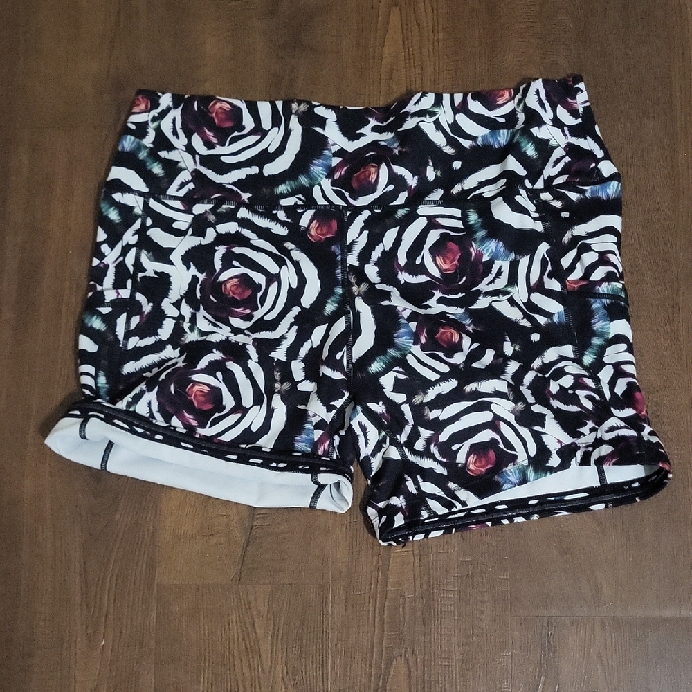 Constantly Varied Gear 5 Inch Inseam Shorts XXL